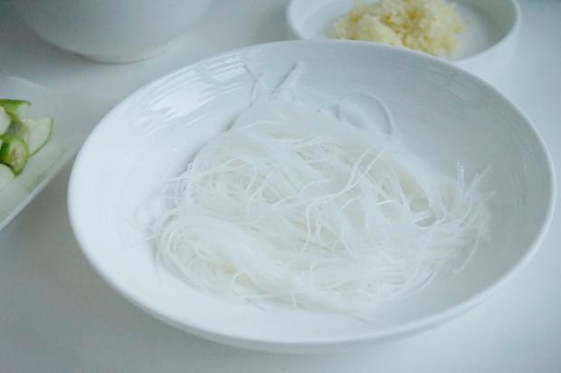 清热去火的菜谱，原汁美味蒜蓉粉丝-蒜蓉粉丝的做法