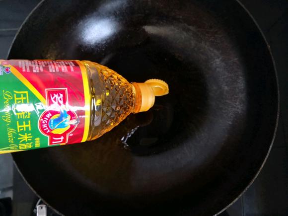 去火有营养的食物-苦瓜炒蛋，苦瓜炒蛋怎么炒好吃又不苦