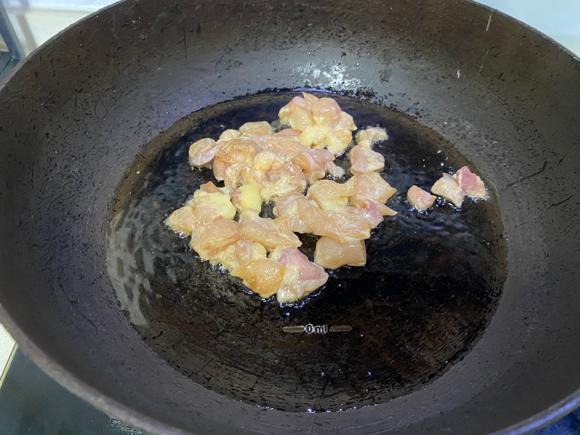 酱爆鸡丁制作方法及配料(减脂餐)