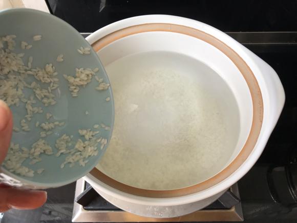 养胃健脾食谱-山药红枣枸杞粥，山药红枣枸杞粥的做法