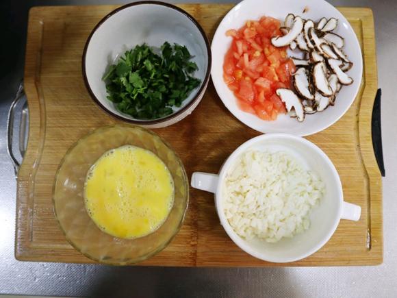 宝宝健脾养胃羹：山药鸡蛋汤，提高免疫力