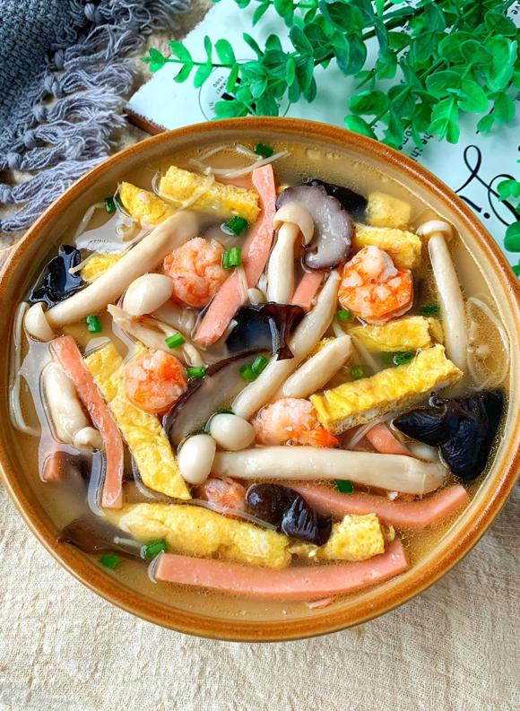 低卡减脂低脂减肥汤：三鲜菌菇汤