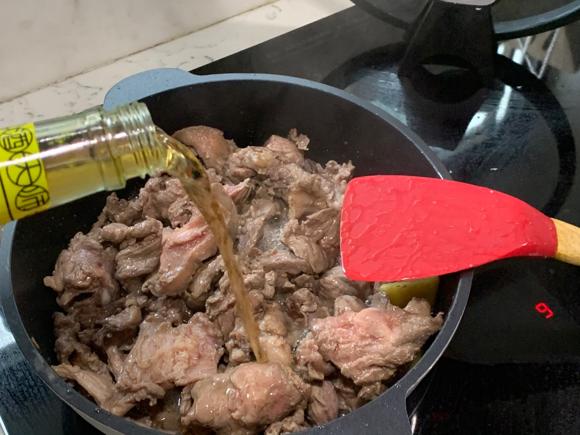 新冠后如何提高免疫力食谱推荐：~胡萝卜炖碎牛肉