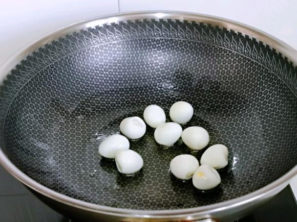 香菇鹌鹑蛋瘦肉汤的做法