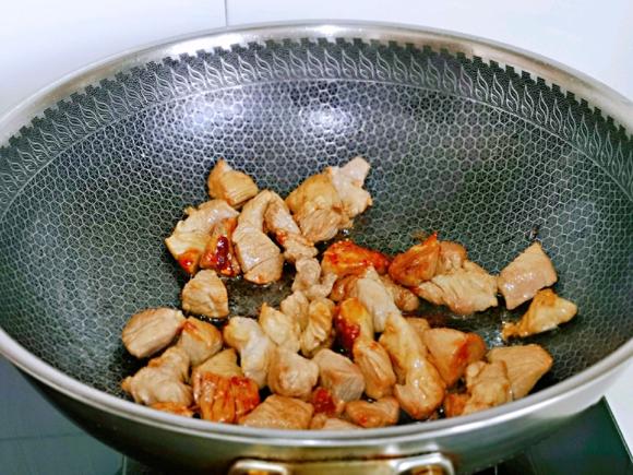 香菇鹌鹑蛋瘦肉汤的做法