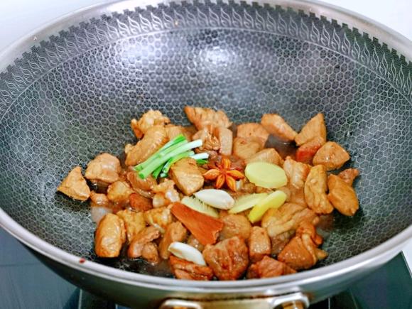 香菇鹌鹑蛋瘦肉汤的做法