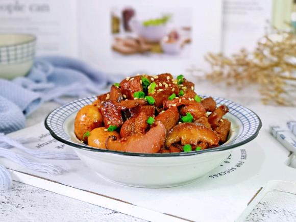 香菇鹌鹑蛋瘦肉汤的做法