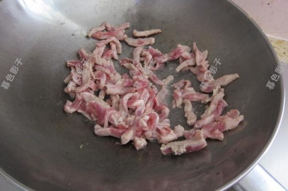 提高免疫力：干豆腐猪肉炒小辣椒