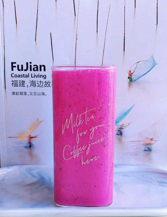 轻食低脂低卡减脂餐：火龙果燕麦奶昔