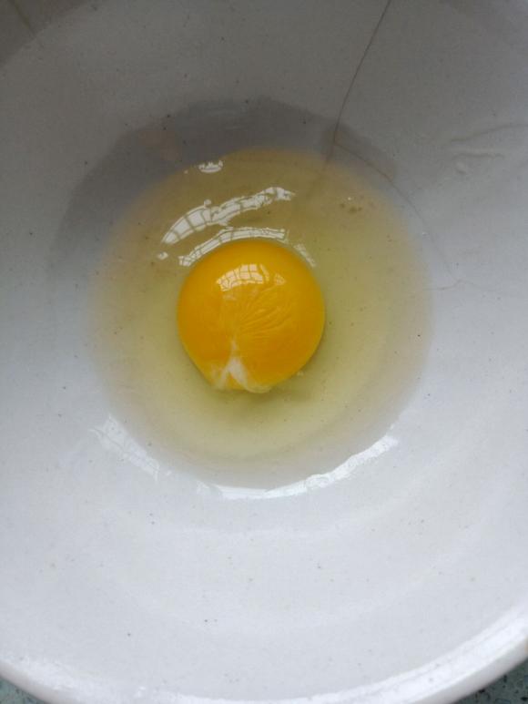 哺乳期食谱:鲫鱼蒸蛋