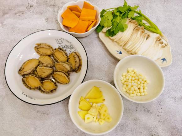 健脾养颜美食:芡实金汤鲍鱼