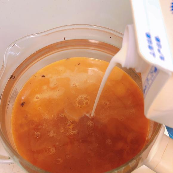 疫情健康食谱-桂圆红枣生椰奶茶