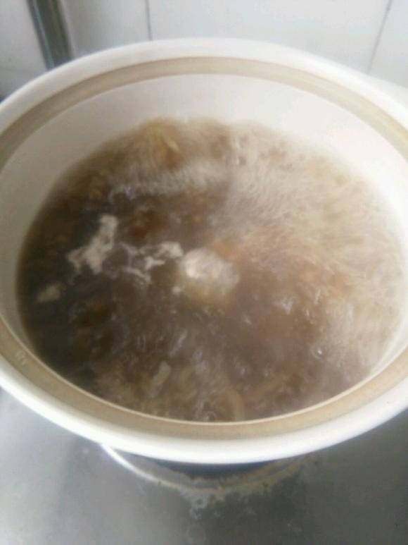 养颜美食——猪皮冻的做法