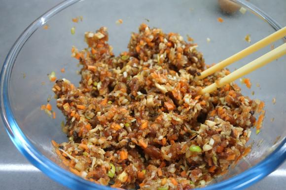提高免疫力的猪肉香菇鸡蛋卷