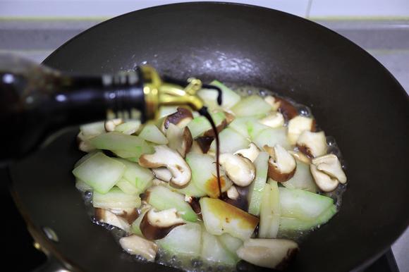 清脂清肠提高免疫力的食谱冬瓜烧香菇