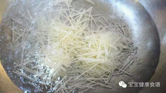 提高宝宝免疫力:里脊肉卷心菜面 提高宝宝免疫力:里脊肉卷心菜面
