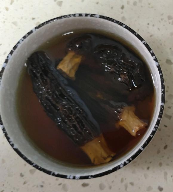 提高免疫力防新冠甲流:羊肚菌姬松茸牛肉面 提高免疫力防新冠甲流:羊肚菌姬松茸牛肉面