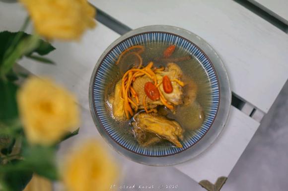 增强免疫力养生汤:虫草花煲鸡汤 增强免疫力养生汤:虫草花煲鸡汤