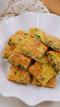 宝宝辅食:山药菠菜饼