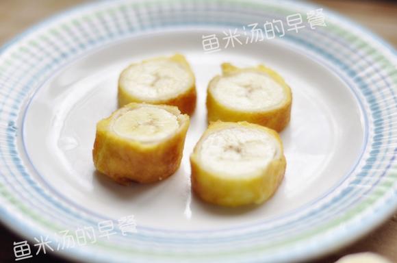 宝宝营养辅食早餐小零食点心：鸡蛋土司香蕉卷