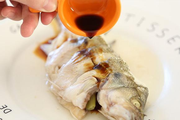 家常清蒸鲈鱼 宝宝辅食食谱
