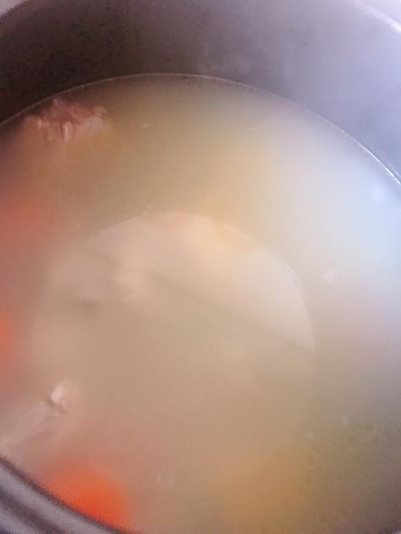 宝宝补钙营养辅食汤:山药玉米胡萝卜炖猪小排 宝宝补钙营养辅食汤:山药玉米胡萝卜炖猪小排