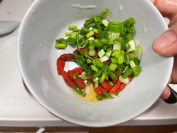 煎蛋白萝卜汤做法 ，增进食欲-宝宝健康食谱