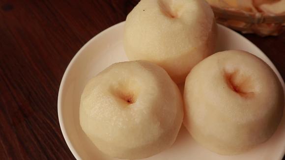 新冠后宝宝咳嗽食疗方法:润肺秋梨膏 新冠后宝宝咳嗽食疗方法:润肺秋梨膏