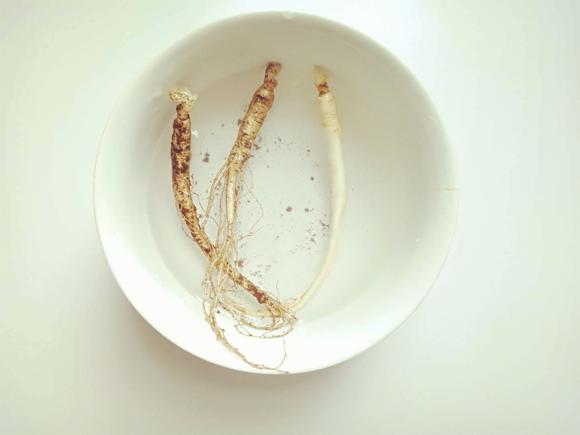 人参银耳莲子羹，增强免疫力还清热