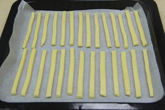 百力滋-巧克力饼干棒的做法 百力滋-巧克力饼干棒的做法