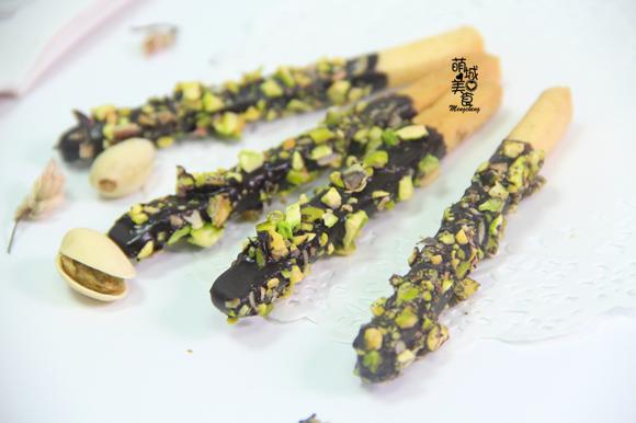 百力滋-巧克力饼干棒的做法 百力滋-巧克力饼干棒的做法