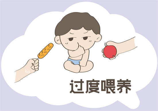 当宝宝发出这4种信号，说明他真的吃饱了，警惕过度喂养的坑