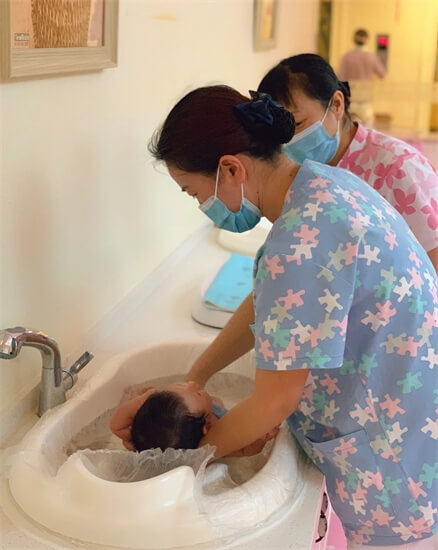 新生儿宝宝，宝妈要知道的10条护理小常识，别让宝宝遭罪，哪10条？