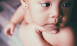 母乳妈妈几个月断奶？断母乳妈妈要注意什么？